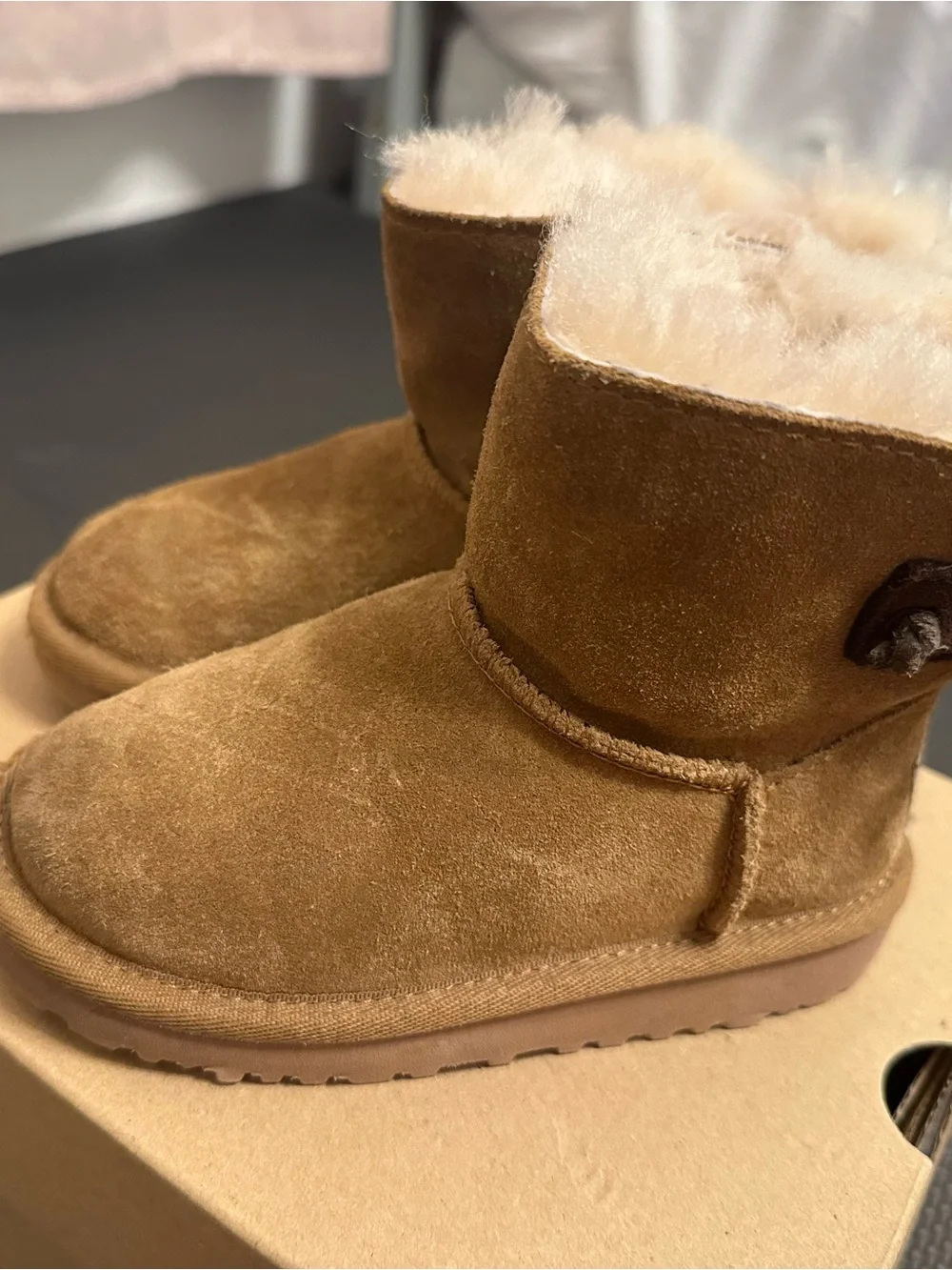 UGGS kids boots size 9